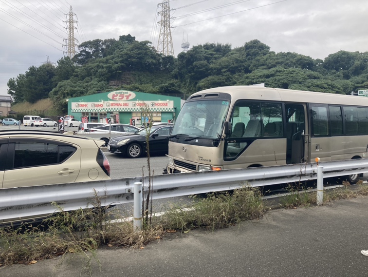 園の送迎バスなど3台絡む事故　園児らケガ　福岡・古賀市