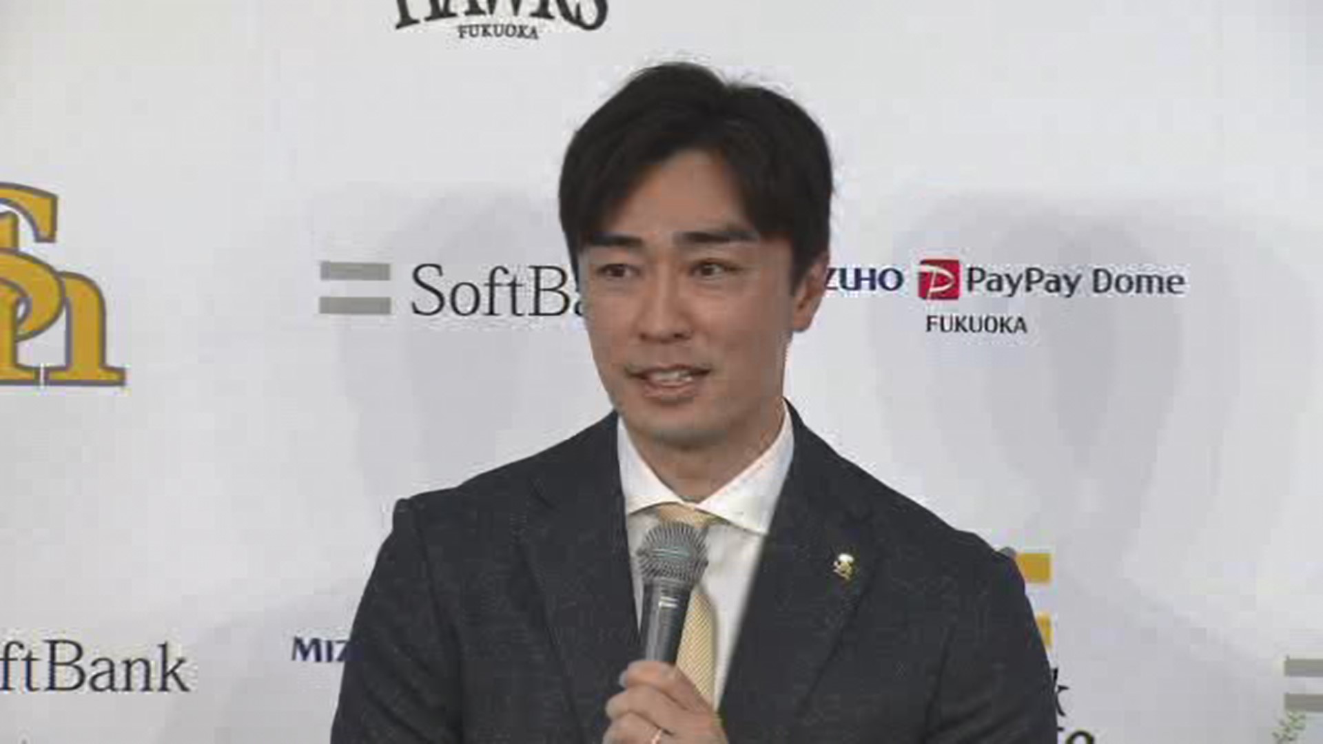 「固まってきたのは今年7月すぎ」　ホークス和田投手が引退会見　「選手ではない立場で、ホークス、野球界に貢献できる、勉強する時間に充てたいという比率が高くなってきた」