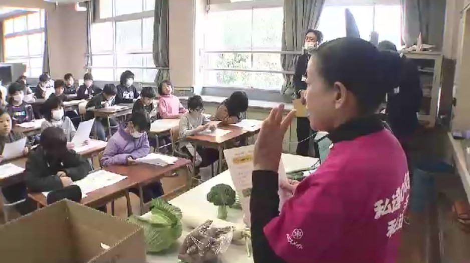 キャベツもスイカも県内トップの生産量　若松区の小学生が地元食材を学ぶ「お母さんに頼んで食卓に並べたい」　福岡・北九州市